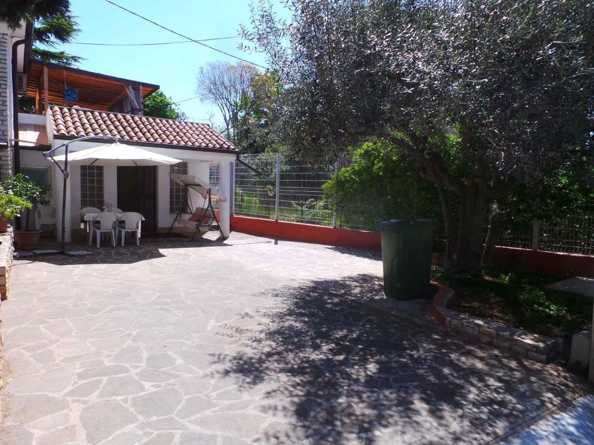 Ferienhaus One-bedroom In Umag/istrien 12158 Umag